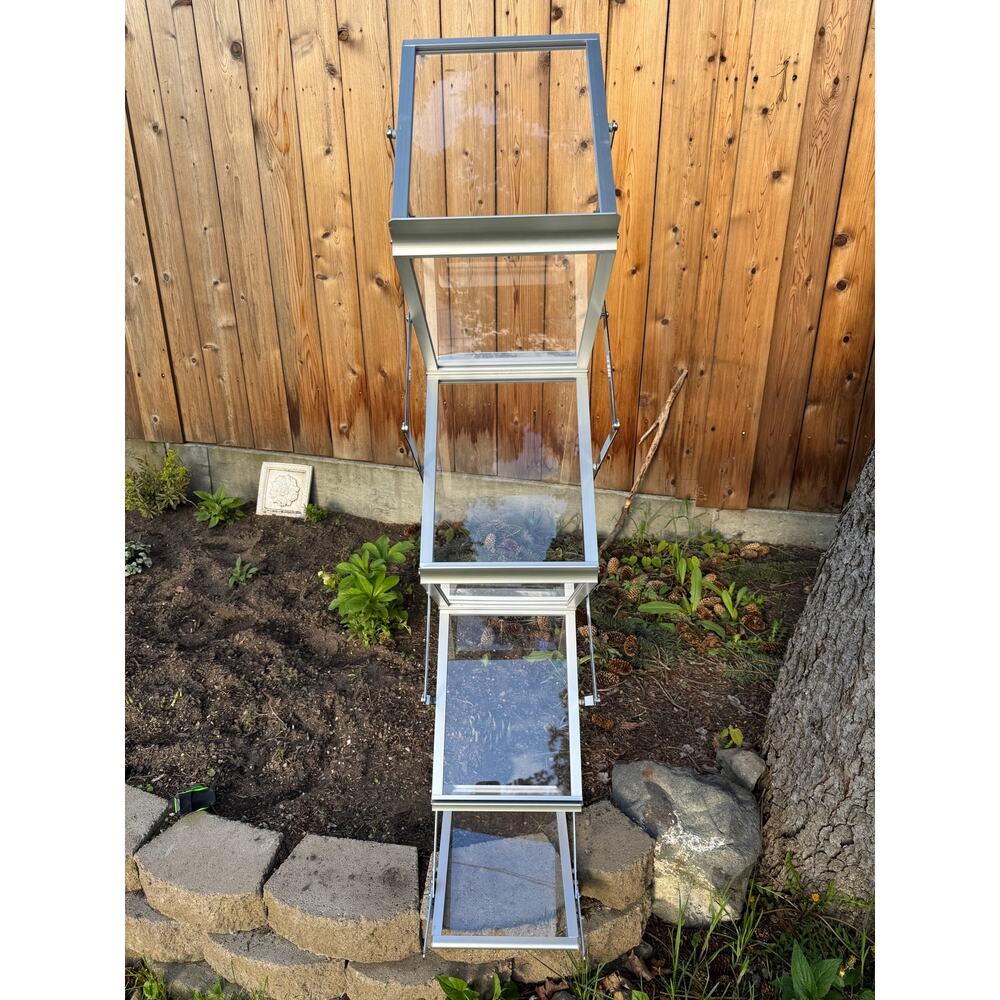 Vintage Folding Aluminum Magazine Display Stand, 4 Tier, Rack or Plant Stand - Picture 2 of 8